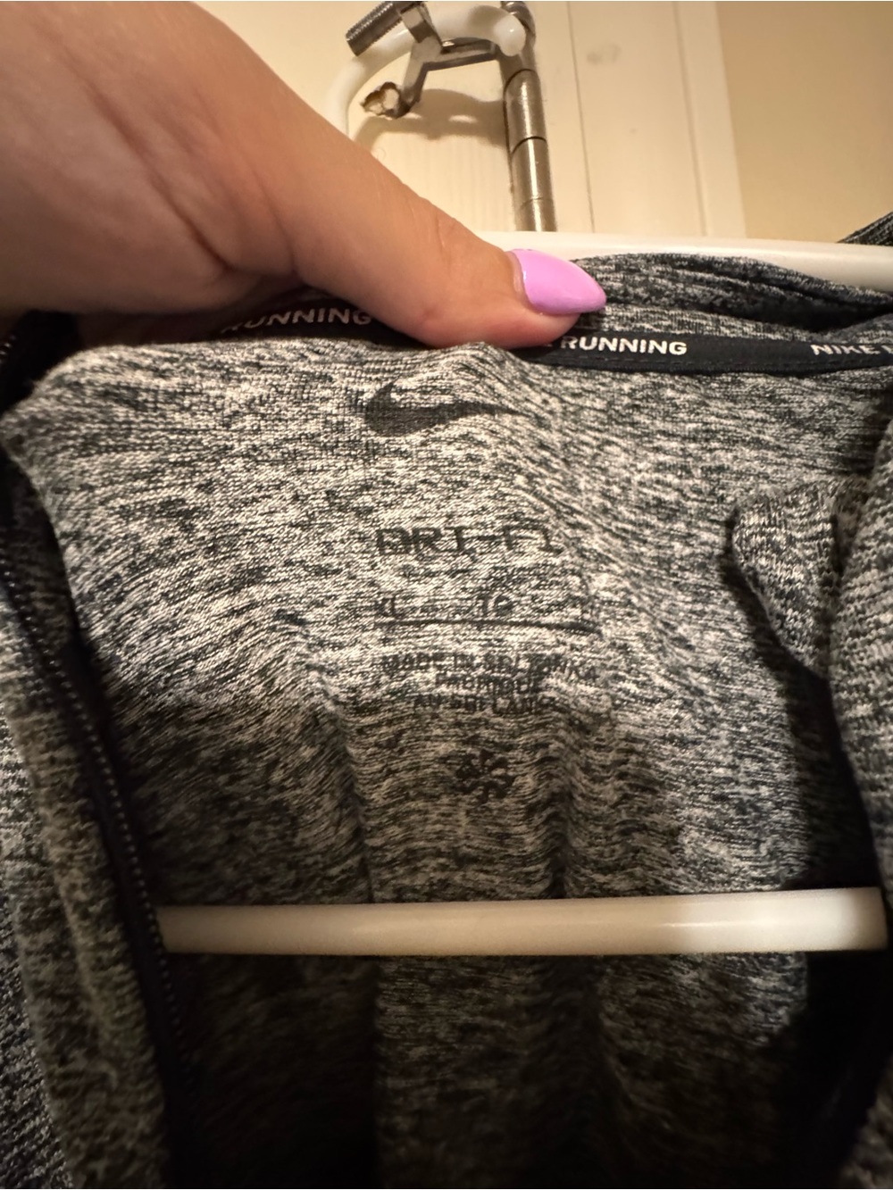 Nike Men's Heather Gray Quarter-Zip Pullover - Picture 3 of 3